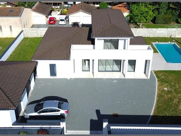 Maison 5 pièces 160 m²