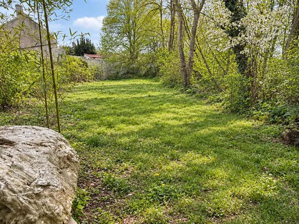 Terrain 993 m²