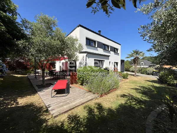 Maison à vendre Monterblanc centre, de style contemporaine, 143 m² environ, 4 chambres