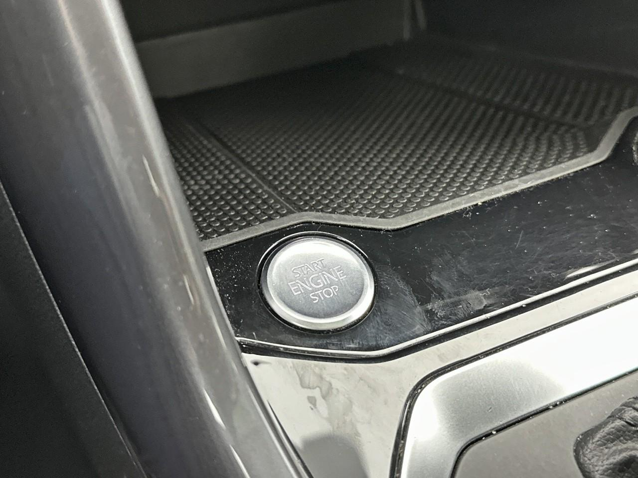 Volkswagen T-Roc 2.0 tdi 150 start/stop dsg7 carat exclusive — photo 29