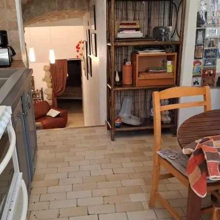 Charmant appartement voûté de 60 m² avec terrasse de 28 m²