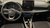 Toyota Yaris 116h Dynamic 5p MY22 — photo 11