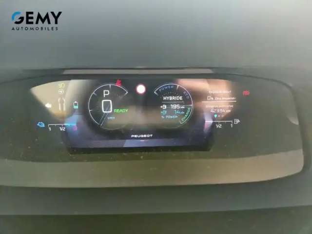 Peugeot 308 phev 180 e-eat8 — photo 14