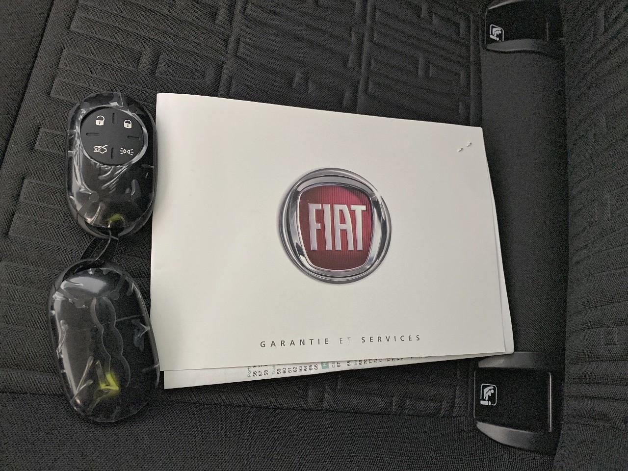 Fiat 500 3+1 e 118 ch red — photo 18