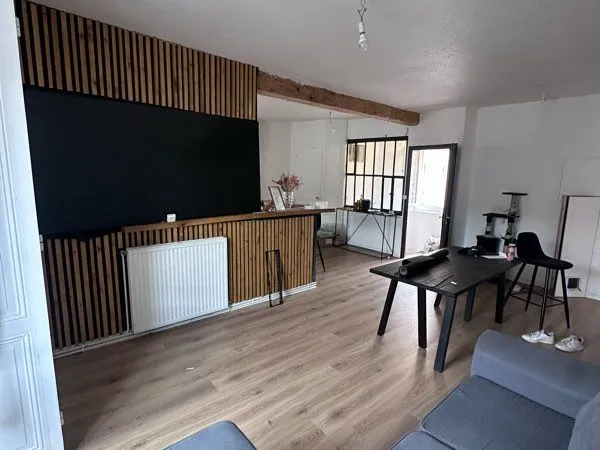 Location appartement meublé 80m2 centre ville Chazelles sur Lyon