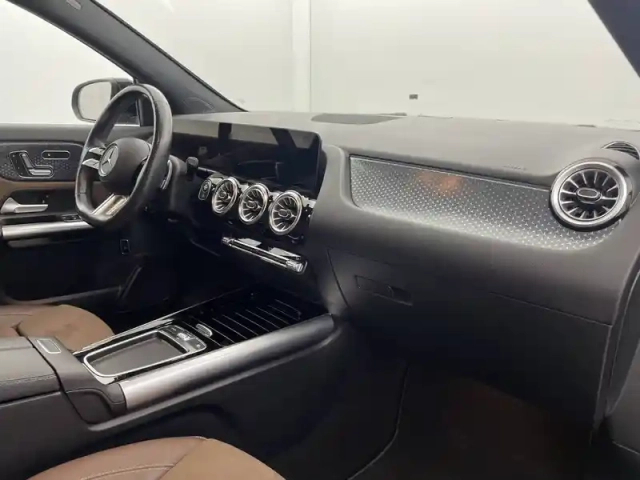 Mercedes Gla 200 d 8g-dct — photo 32