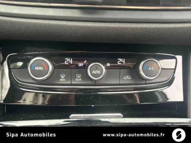 Opel Grandland 1.2 turbo 130 ch bva8 — photo 17