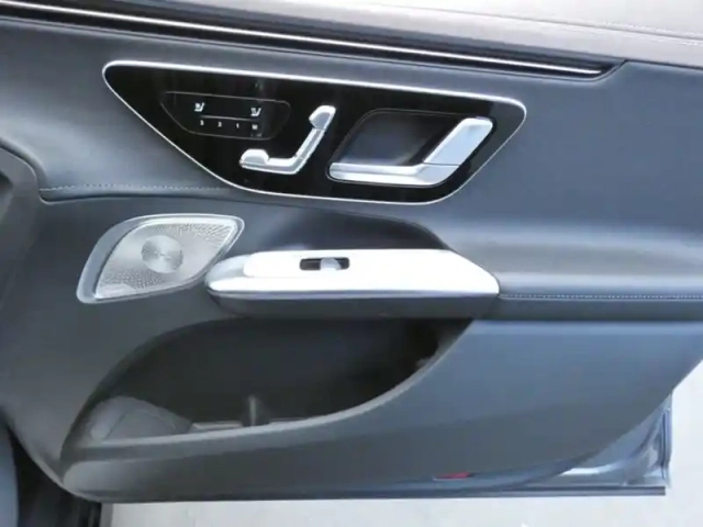 Mercedes Classe E berline amg 43 4matic classe / 295 merce — photo 5