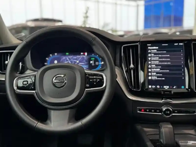 Volvo Xc60 t6 recharge awd 253 ch + 145 ch geartronic 8 ultimate style dark — photo 7