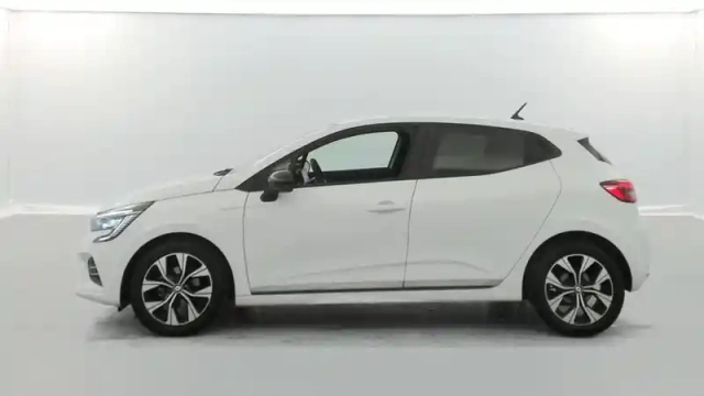 Renault Clio 1.0 tce 90ch evolution — photo 2