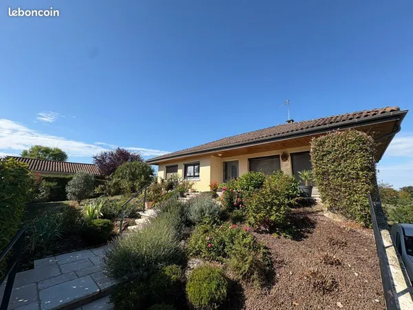 Maison individuelle - 4 chambres - Terrain 934 m²