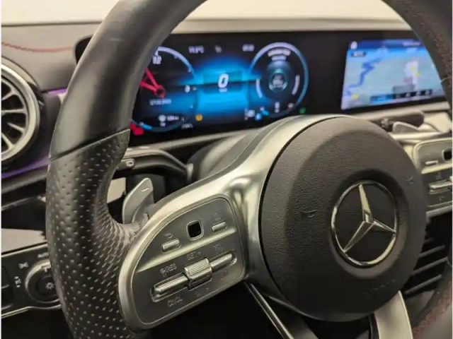 Mercedes Cla 180 d amg line sse sb/1 — photo 18
