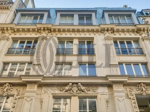 Bureaux 740 m²