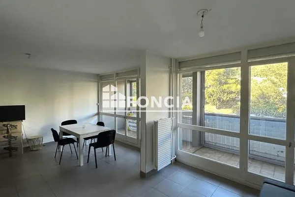 Appartement 3 pièces 92 m²