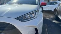Toyota Yaris 116h Design 5p MY22 — photo 17