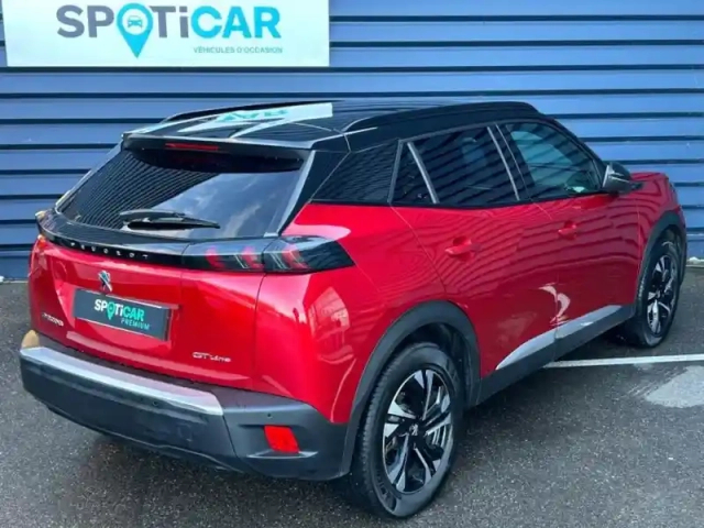 Peugeot 2008 e- 136ch gt line — photo 2