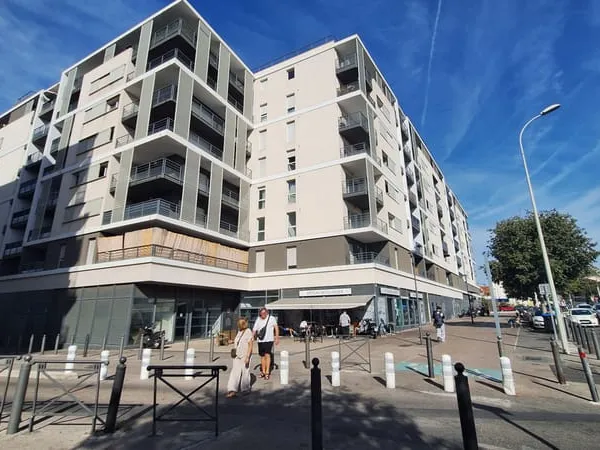 Marseille 10ème RESIDENCE OSMOZ T3 de 60m2 avec terrasse et deux stationnements en s/sol