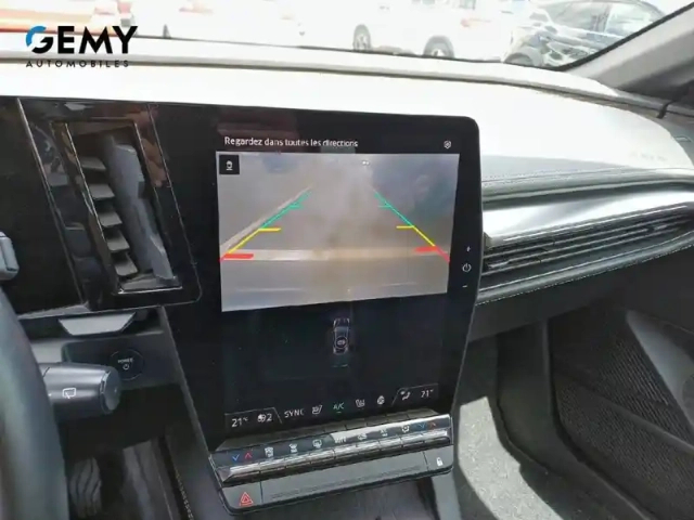 Renault Megane e-tech ev60 220 ch super charge — photo 13