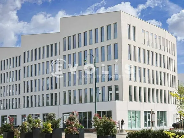 Bureaux 322 m²