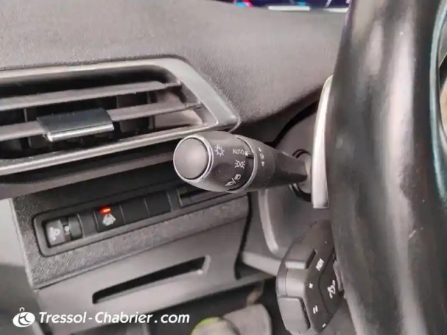 Peugeot 3008 bluehdi 130ch s&amp;s eat8 allure — photo 27