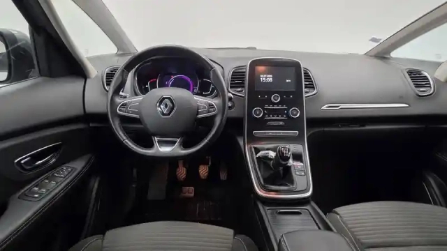 Renault Scenic tce 115 fap — photo 25