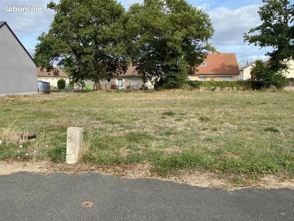 Terrain 750 m² Veigne