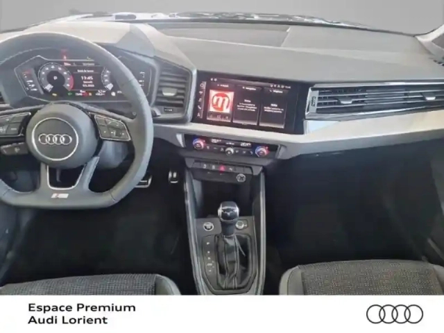 Audi A1 sportback 30 tfsi 116ch s line s tronic 7 — photo 6