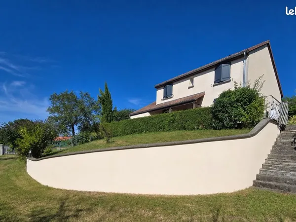 Maison 5 pièces 130 m²