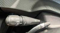 Peugeot 2008 1.2 PureTech 130ch S&S GT EAT8 — photo 23