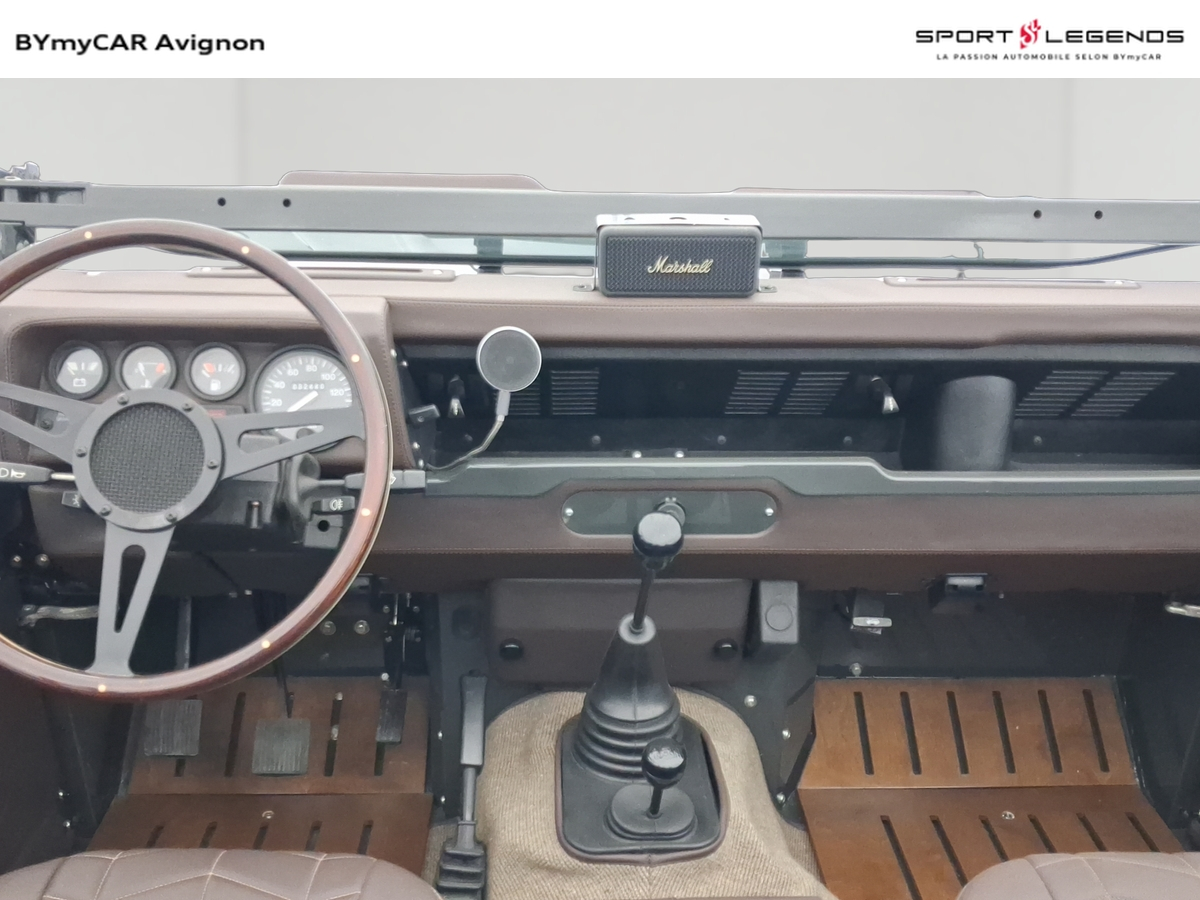Land Rover HEDONIC - LAND [OF] RECREATION - V8 SOFT TOP CUSTOM — photo 10