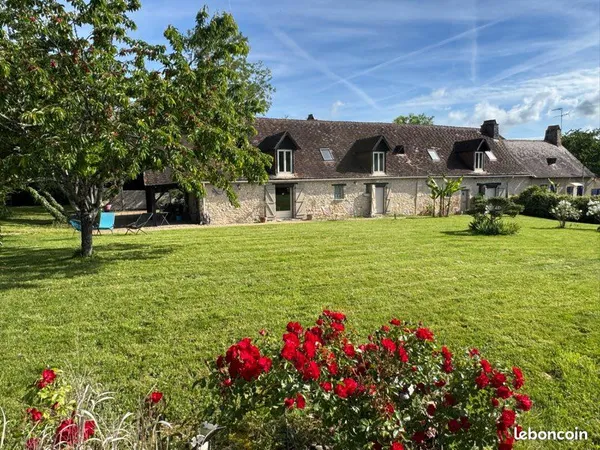 Longère 226 m2 - 2762 m2 de jardin arboré