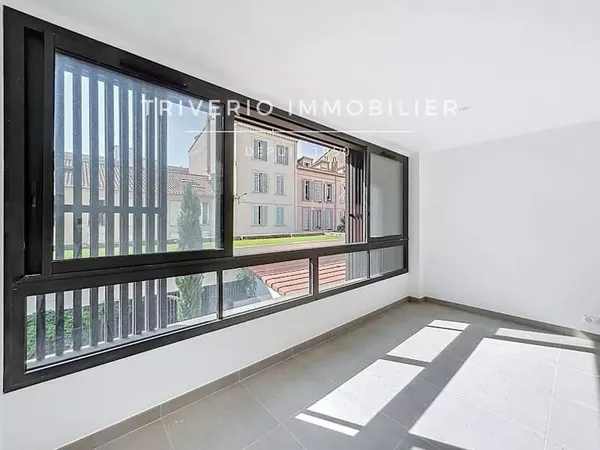 Studio 1 pièce 37 m²