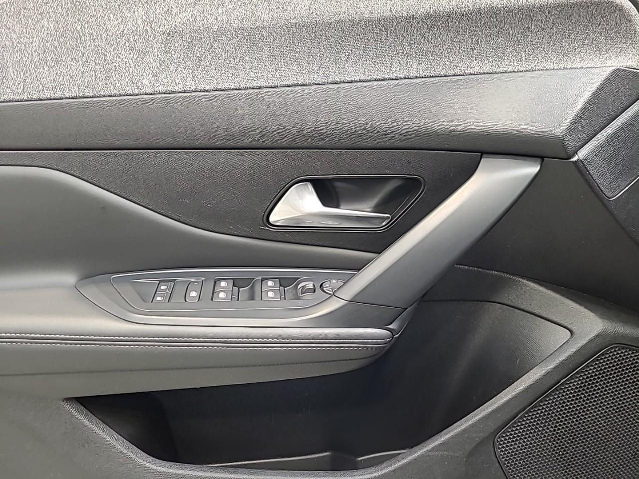 Peugeot 308 bluehdi 130 eat8 allure — photo 27