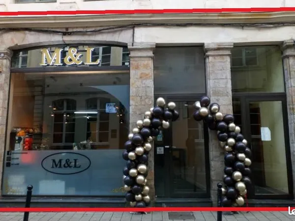 Commerce 87 m²