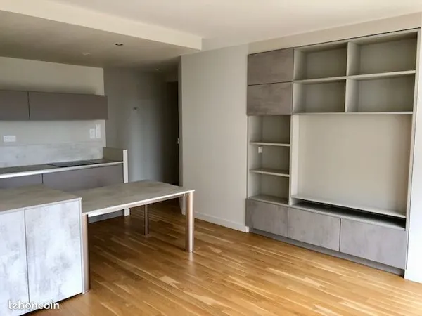 Superbe Appartement T3 de 67m² Croix rousse Lyon (69004)