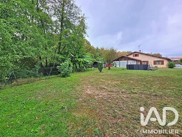Une maison familiale aux beaux volumes, ouverte sur la nature