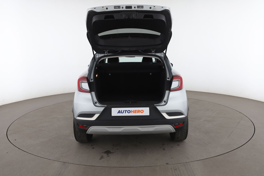 Renault Captur 1.6 E-Tech Intens — photo 15
