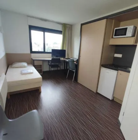 Studio 1 pièce 18 m²