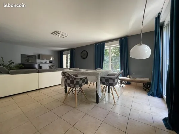 Maison 6 pièces 101 m²