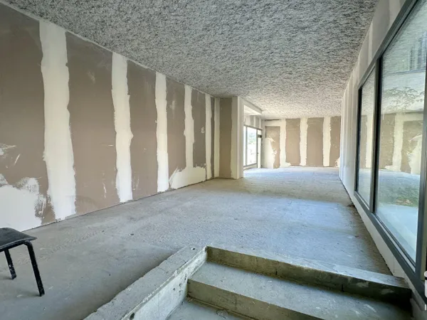 Local commercial 87 m²