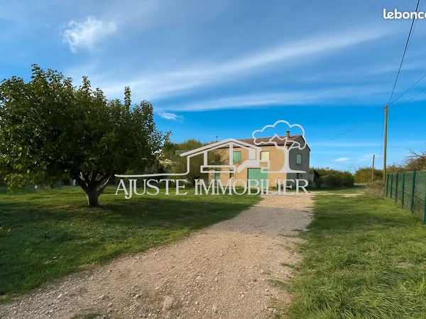 Propriété 6 pièces 92 m²