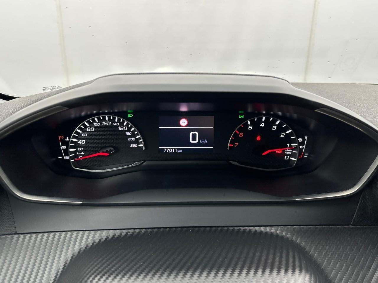 Peugeot 208 puretech 100 s&s bvm6 style — photo 21