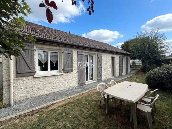 MAISON PLAIN PIED 3 CHAMBRES DOUBLE GARAGE