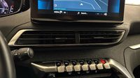 Peugeot 5008 1.2 PureTech 130ch S&S Allure Pack EAT8 — photo 26