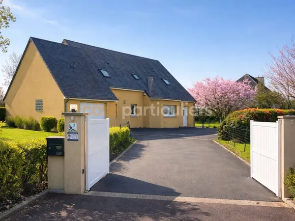 Carentan 8 pièces 154 m2