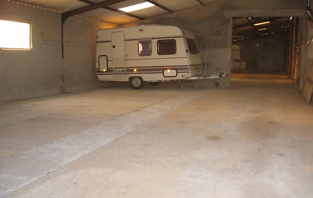 Photo 1
