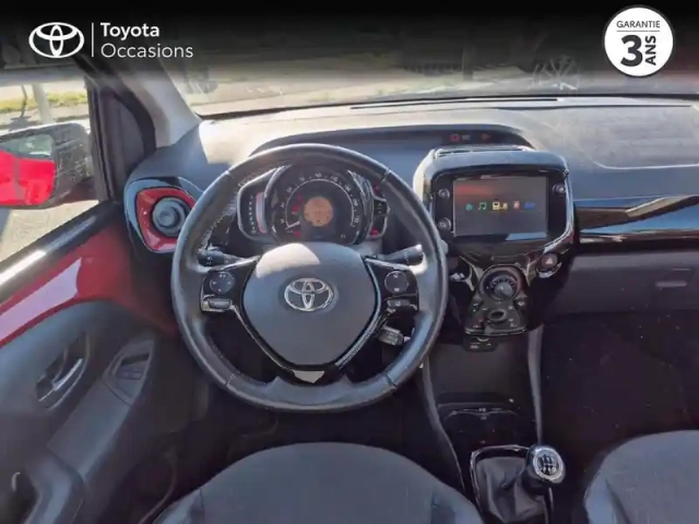 Toyota Aygo 1.0 vvt-i 72ch x-clusiv 5p my20 — photo 9