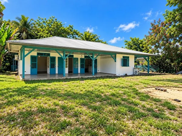 Maison à vendre 6 pièces ()