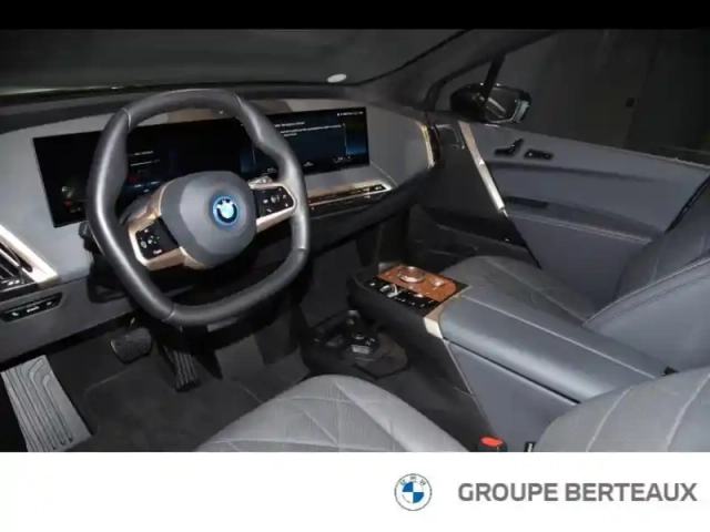 Bmw Ix m60 619ch — photo 9