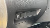 Peugeot 208 1.5 BlueHDi 100ch S&S GT — photo 15